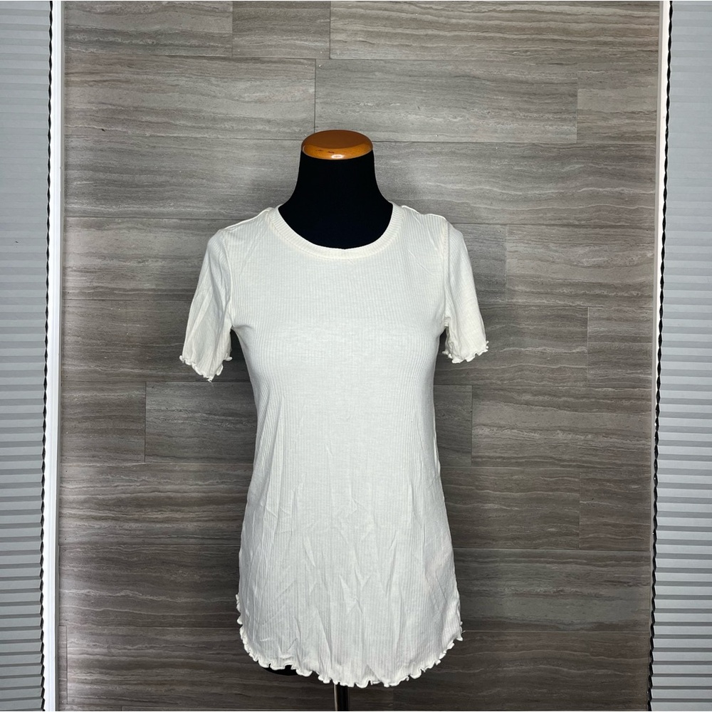 Women's White Short Sleeve Top